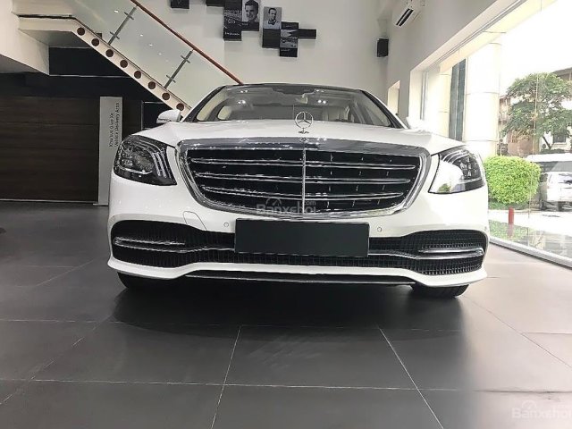 Bán xe Mercedes S450L sản xuất 2018, màu trắng