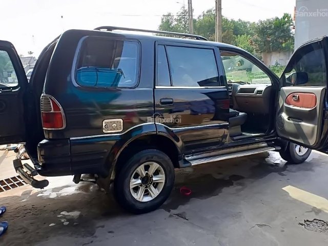 Cần bán Isuzu Hi lander V-spec 2.5 MT đời 2004, màu đen giá cạnh tranh