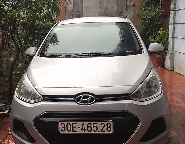 Cần bán xe Hyundai Grand i10 đời 2016, màu bạc, nhập khẩu 