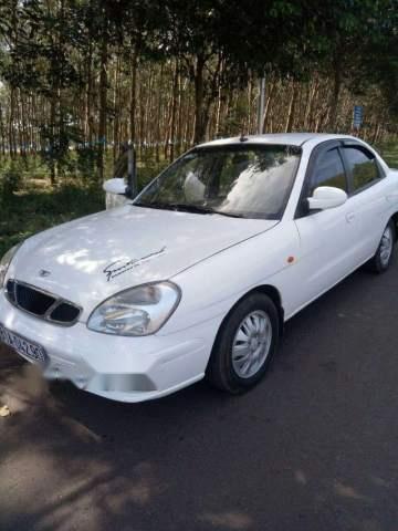 Cần bán gấp Daewoo Nubira sản xuất năm 2003, màu trắng, nhập khẩu xe gia đình