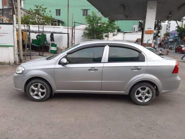 Bán Daewoo Gentra 1.5 sản xuất 2010, màu bạc, giá chỉ 189 triệu