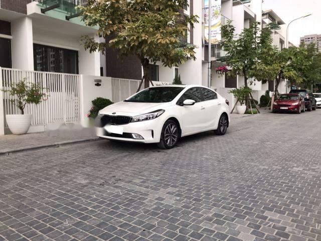 Bán Kia Cerato 2.0 AT năm 2016, màu trắng