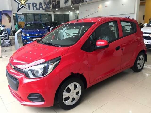 Bán ô tô Chevrolet Spark Van sản xuất 2018, màu đỏ, giá tốt