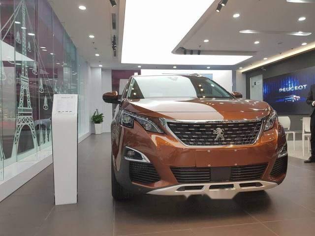 Cần bán xe Peugeot 3008 1.6 AT sản xuất năm 20180