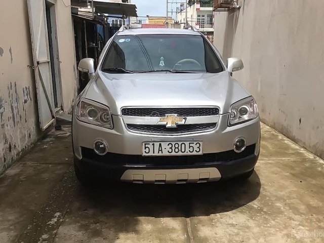 Bán xe Chevrolet Captiva sản xuất vào tháng 12/2008, xe lắp ráp trong nước, màu bạc, số tay