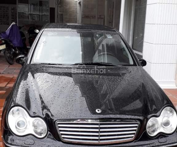 Bán Mercedes 2003, màu đen xe gia đình