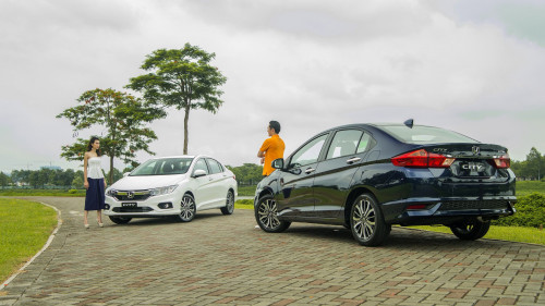 Bán Honda City 1.5 AT đời 2018, màu xanh lam