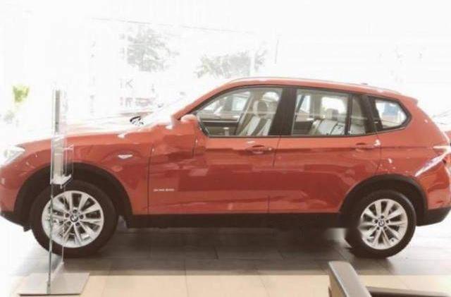 Bán xe BMW X3 xDrive20i năm sản xuất 2017, sở hữu công nghệ dẫn động toàn thời gian