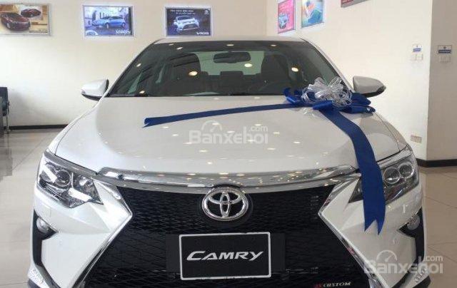 Bán Toyota Camry 2018 Thanh Hóa, trả góp 80% chỉ 300tr, LH 0973.530.250