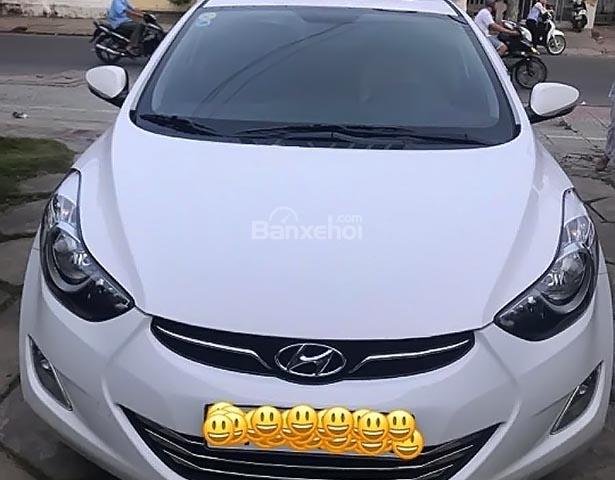 Cần bán lại xe Hyundai Elantra 1.8 AT đời 2013, màu trắng, xe nhập