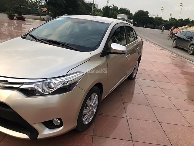 Bán ô tô Toyota Vios sản xuất năm 2014, màu vàng, chính chủ