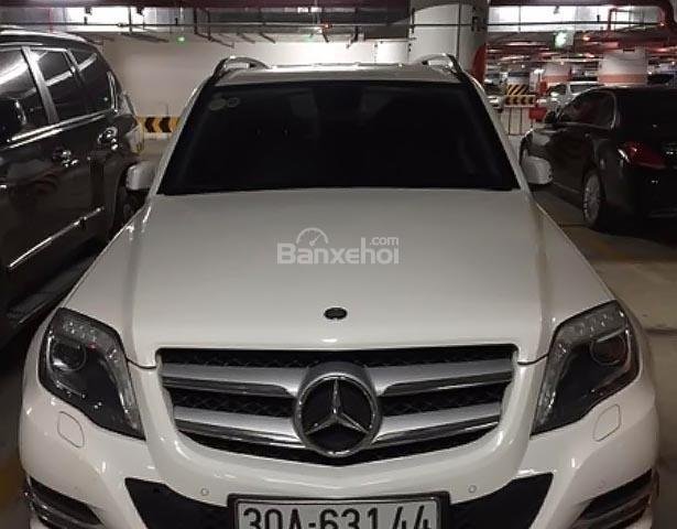 Cần bán Mercedes GLK250 AMG sản xuất 2014, màu trắng