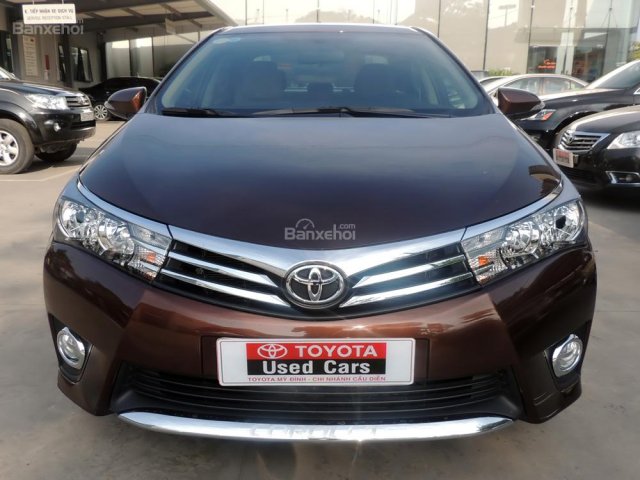 Bán ô tô Toyota Corolla altis 1.8G đời 2017, mới 96%