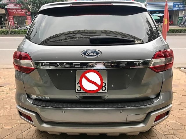 Bán lại xe Ford Everest Trend 2.2L 4x2 AT năm 2016, màu xám, nhập khẩu