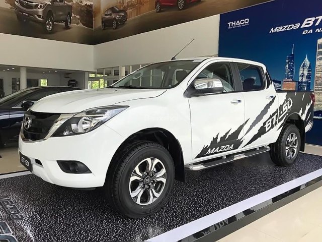 Cần bán Mazda BT 50 2.2L 4x2 ATH đời 2018, màu trắng, nhập khẩu, giá 729tr