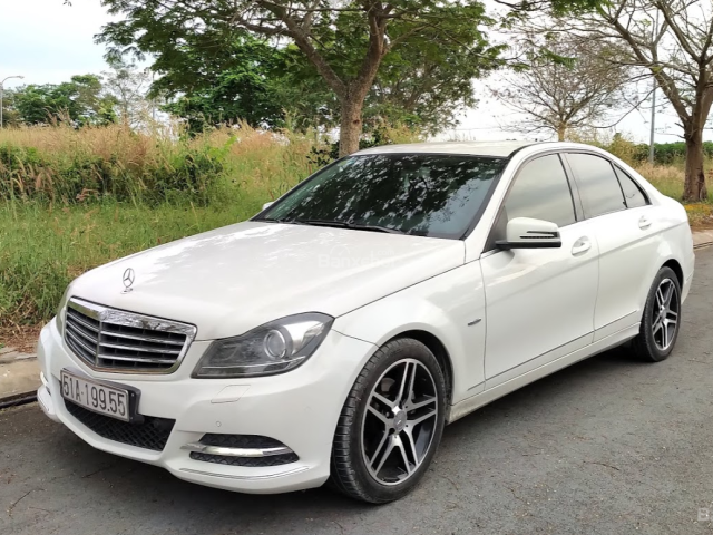 Bán Mercedes C250 CGI 2.5 AT, 2011, xe nhà, mới nhất 99%, bảo dưỡng đầy đủ