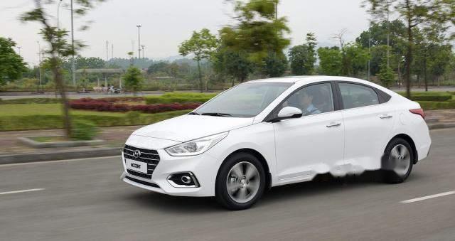 Bán xe Hyundai Accent năm sản xuất 2018, giá cạnh tranh