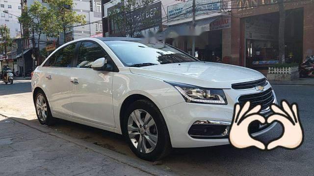 Bán xe cũ Chevrolet Cruze 1.8 LTZ AT 2017, màu trắng, xe nhập  