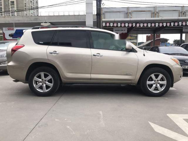 Bán Toyota RAV4 AT năm sản xuất 2007, tư nhân chính chủ, giấy tờ đầy đủ, nội ngoại thất đẹp long lanh như mới