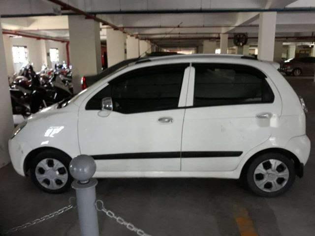 Bán Chevrolet Spark LT đời 2011, màu trắng