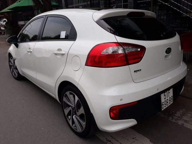 Bán Kia Rio 1.4AT đời 2015, màu trắng, nhập khẩu nguyên chiếc số tự động giá cạnh tranh