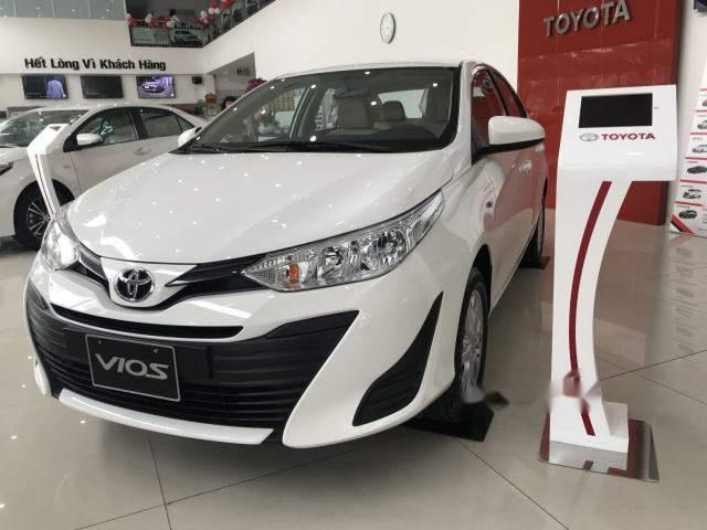 Bán xe Toyota Vios năm sản xuất 2018, màu trắng