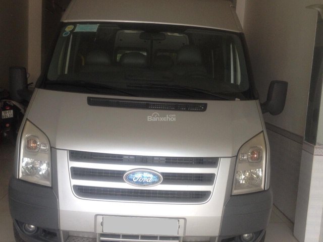 Cần bán xe Ford Transit 2010 máy dầu, số sàn, 16 chỗ ngồi, màu bạc, BSTP