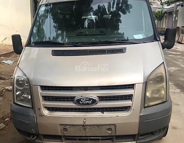 Cần bán lại xe Ford Transit 2.4L năm 2011, màu hồng, chính chủ, giá chỉ 265 triệu