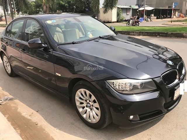 Bán xe BMW 320i đời 2009, màu đen, nhập khẩu nguyên chiếc