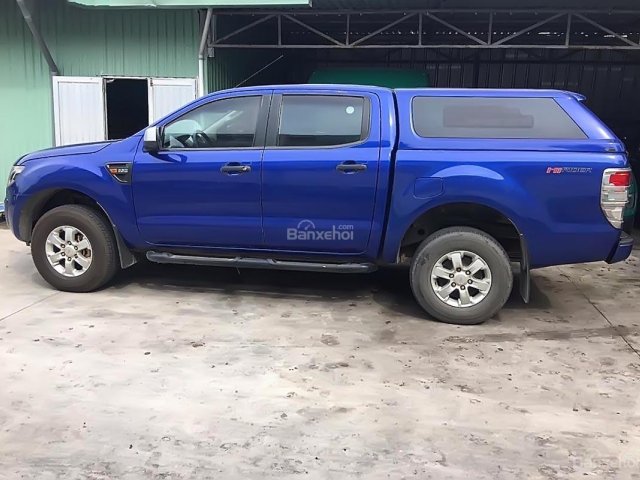 Cần bán lại xe Ford Ranger đời 2015, màu xanh, xe nhập