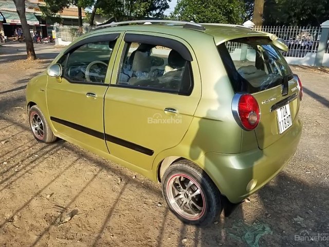 Bán Chevrolet Spark LT 1.0 MT Super 2009, màu xanh lục giá tốt