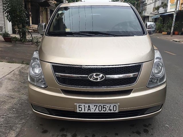 Bán Hyundai Grand Starex 2.5 MT đời 2008, màu vàng, nhập khẩu nguyên chiếc  