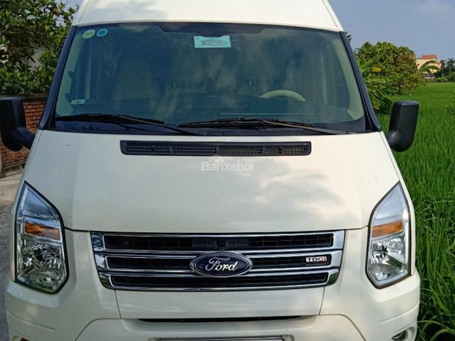 Bán xe Ford Transit Luxury năm sản xuất 2016, màu trắng chính chủ 