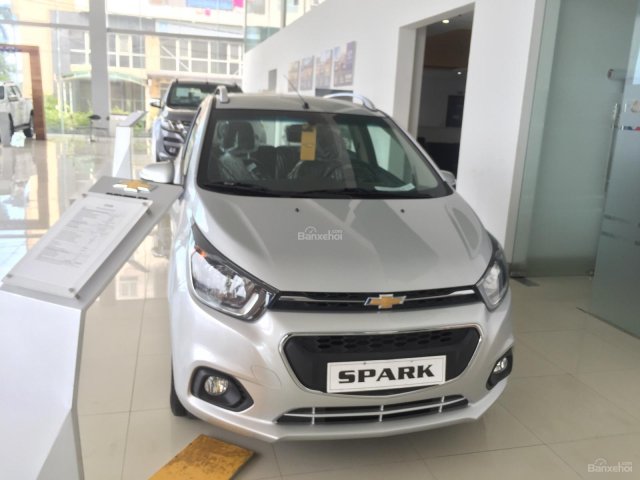 Bán Chevrolet Spark - Giá cực ưu đãi trong tháng 11, vay trả góp lên tới 85%, hỗ trợ làm thủ tục lăn bánh. LH 0964.280.769