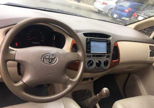 Cần bán lại xe Toyota Innova đời 2007, màu bạc như mới, giá tốt