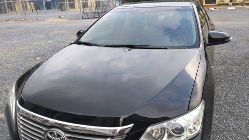 Chính chủ bán xe Toyota Camry 2.0E 2013, màu đen