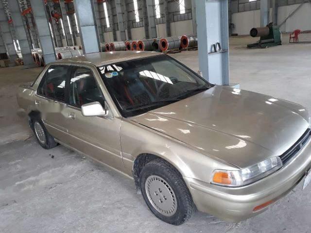 Bán ô tô Honda Accord 1987, màu vàng, nhập khẩu