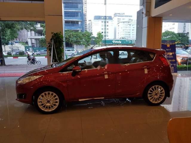 Bán Ford Fiesta 1.5AT 2018, màu đỏ giá cạnh tranh