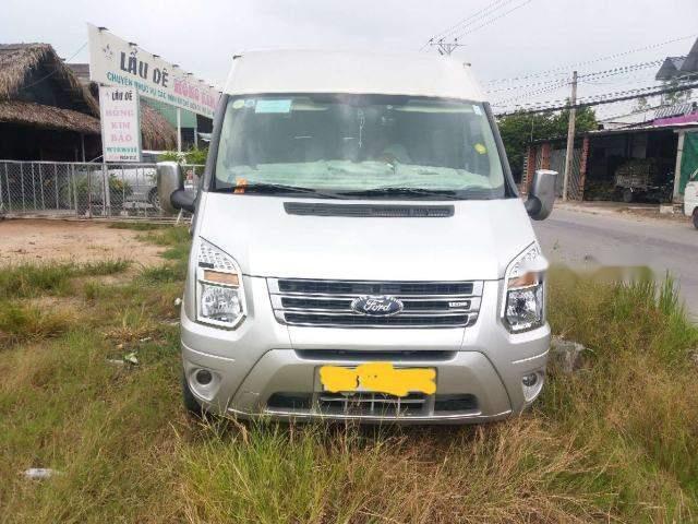 Bán Ford Transit 2015, màu bạc, xe gia đình 