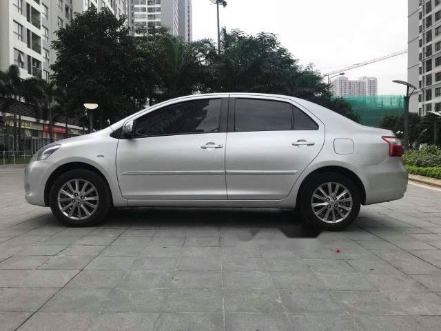 Bán ô tô Toyota Vios E đời 2013, màu bạc chính chủ, giá chỉ 395 triệu