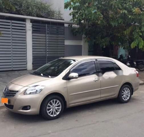 Bán Toyota Vios đời 2010, màu vàng, giá tốt 