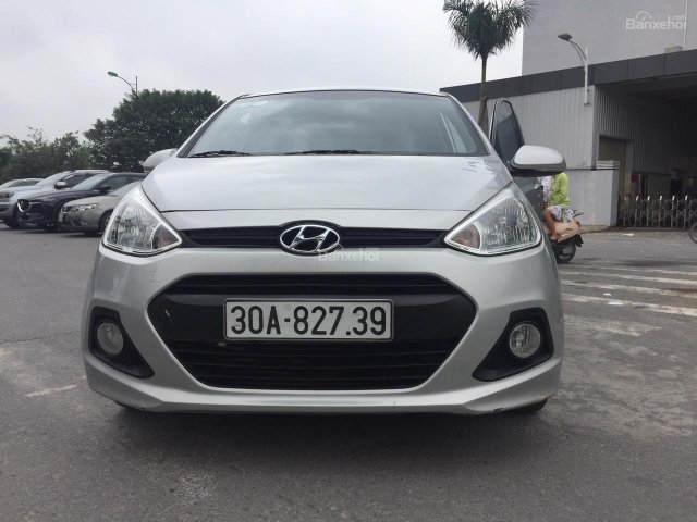 Bán gấp Hyundai Grand i10 1.0MT năm 2015, màu bạc, xe nhập, số sàn 