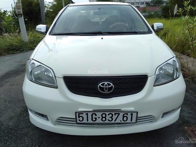 Bán Toyota Vios năm sản xuất 2004, màu trắng, giá chỉ 198 triệu