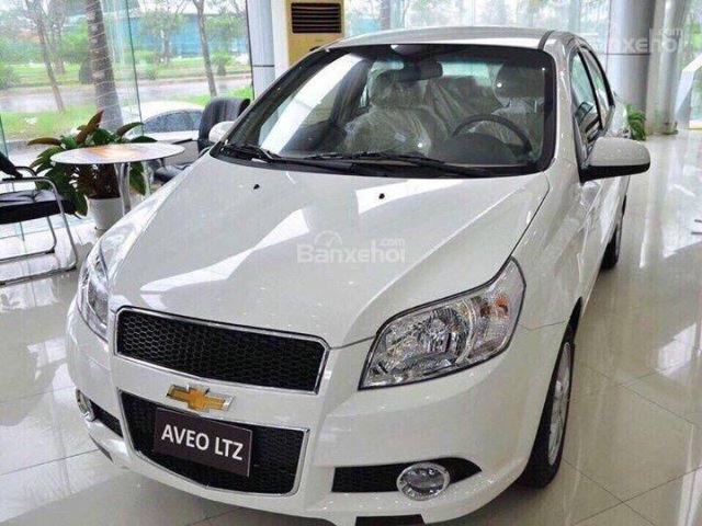 Bán ô tô Chevrolet Aveo LT năm 2018, màu vàng cát, giá rẻ nhất cạnh tranh nhất