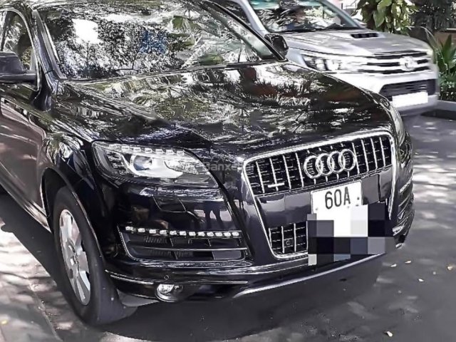 Cần bán Audi Q7 sản xuất năm 2012, màu đen, nhập khẩu xe gia đình