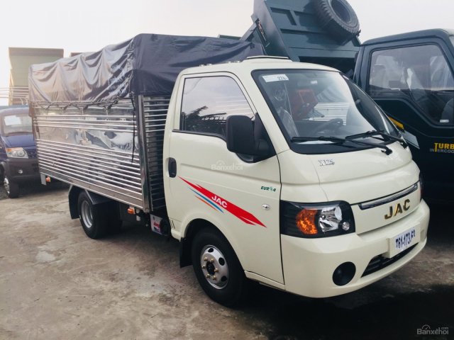 Mua xe tải Jac Cabin Hyundai 990kg trả góp đời 2018, euro 4