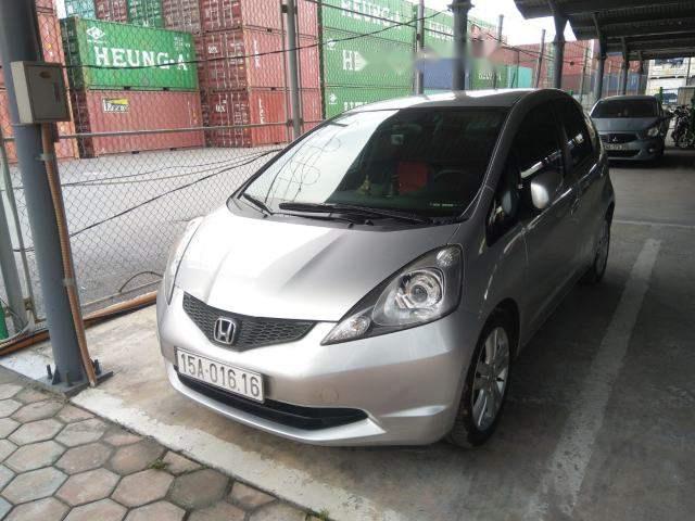 Cần bán Honda FIT năm 2009, màu bạc, nhập khẩu chính chủ