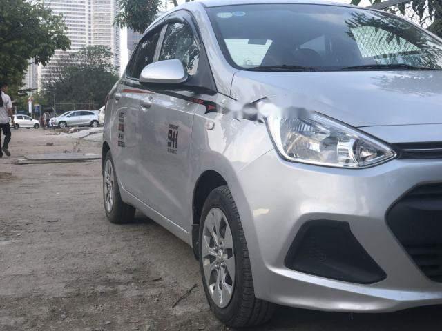 Bán Hyundai Grand i10 đời 2015, màu bạc, xe nhập