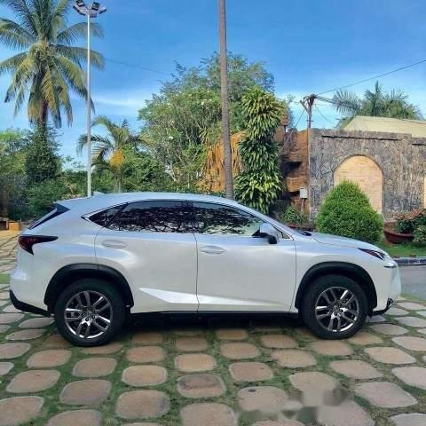 Bán ô tô Lexus NX 200T đời 2015, màu trắng, nhập khẩu nguyên chiếc số tự động