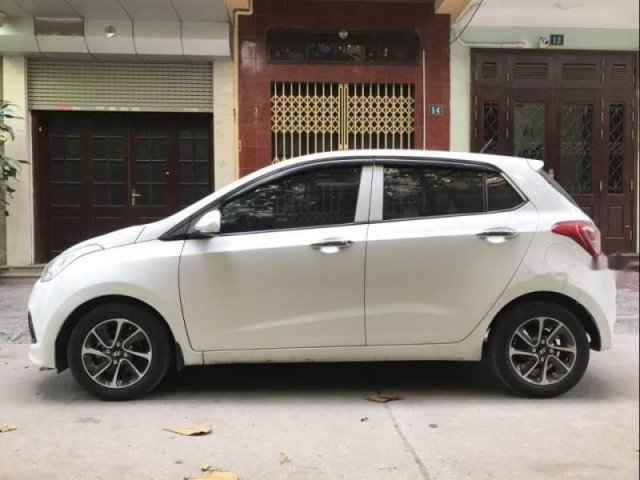 Cần bán gấp Hyundai Grand i10 1.25MT năm sản xuất 2016, màu trắng, xe nhập, xe gia đình